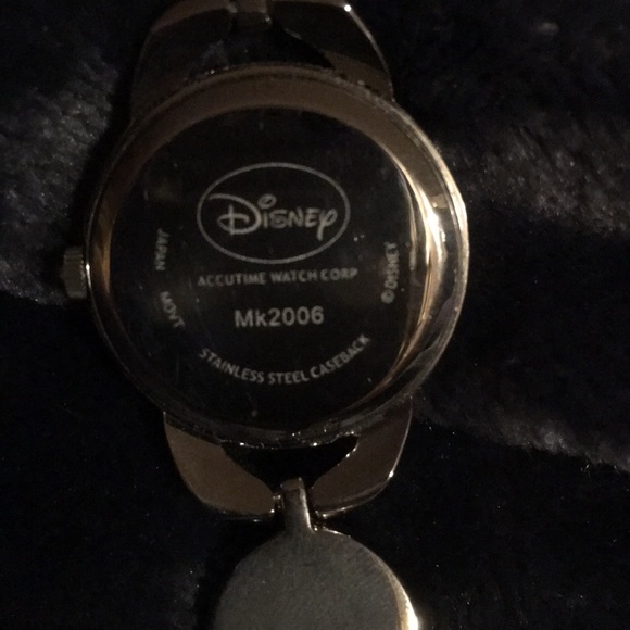 Authentic Walt Disney Mickey Mouse Watch - Picture 4 of 8